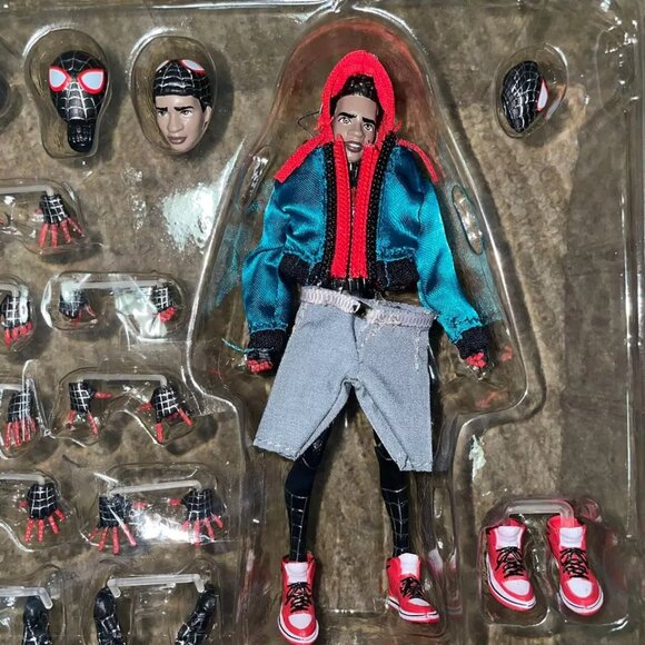 Spider-Man Action Figure Miles Morales Into The Spider Verse Toy New With Box - Picture 5 of 14